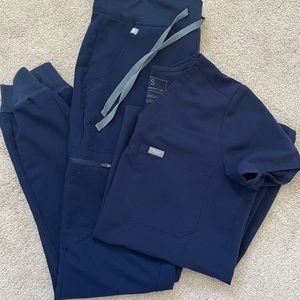 FIGS scrubs Navy Blue